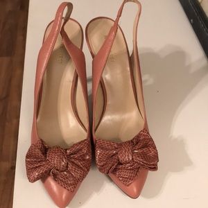 Bow pumps